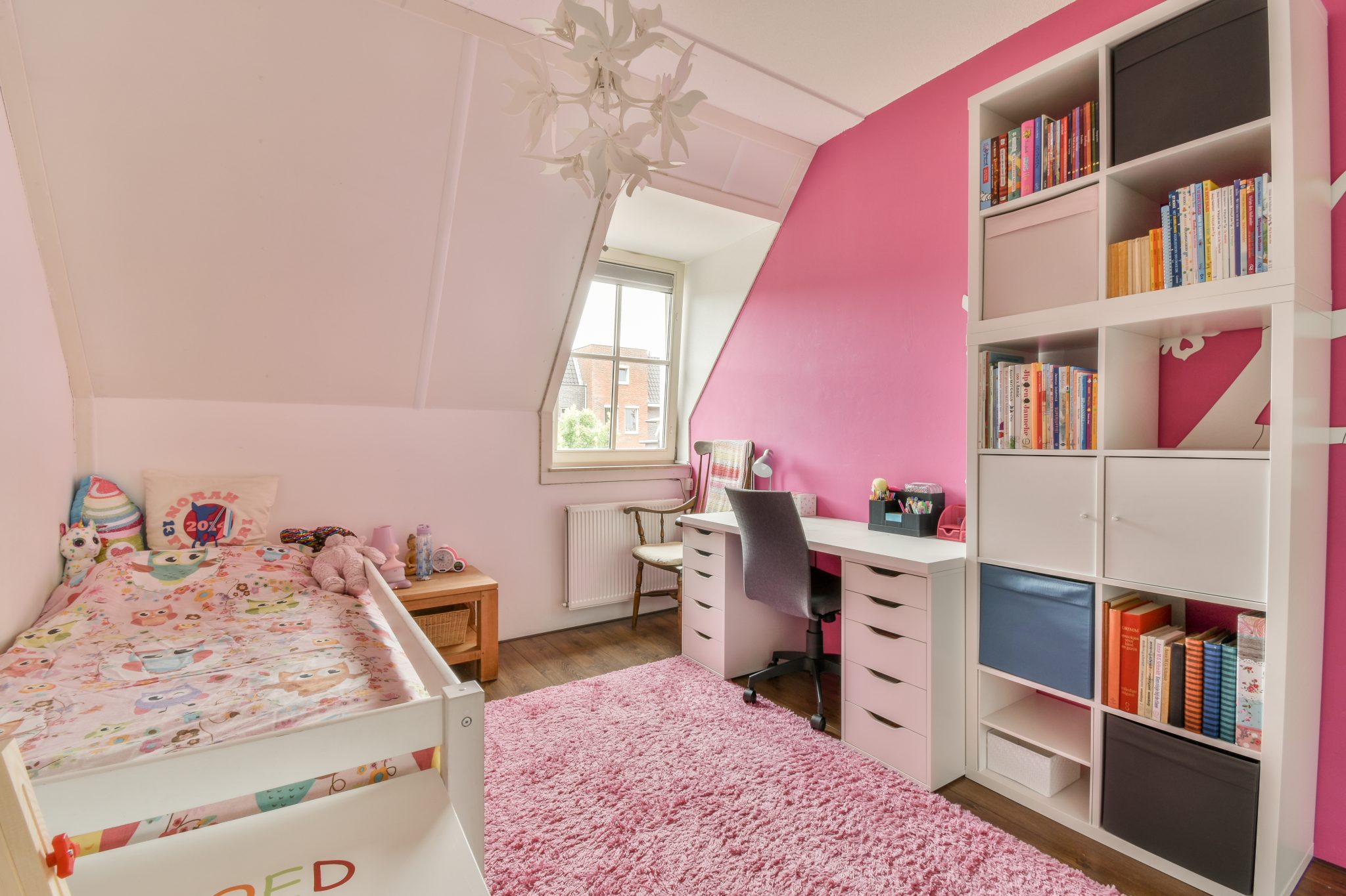Belle chambre de fille sous combles