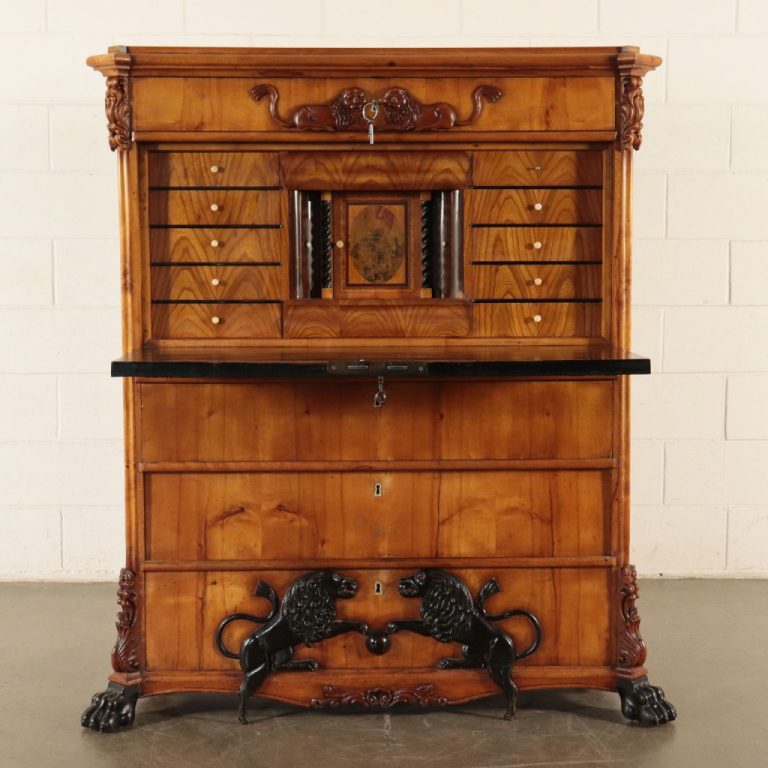 Meuble style Biedermeier